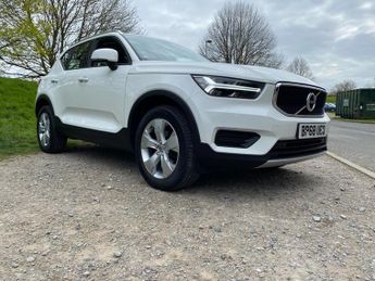 Volvo XC40 1.5 T3 Momentum SUV 5dr Petrol Manual Euro 6 (s/s) (156 ps)