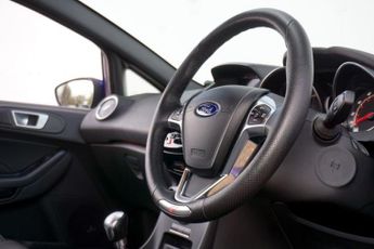 FORD FIESTA 1.6T EcoBoost ST-3 Hatchback Petrol Manual (s/s) 3dr - Just 37,2