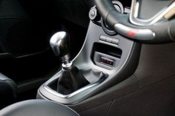 FORD FIESTA 1.6T EcoBoost ST-3 Hatchback Petrol Manual (s/s) 3dr - Just 37,2