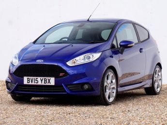 FORD FIESTA 1.6T EcoBoost ST-3 Hatchback Petrol Manual (s/s) 3dr - Just 37,2
