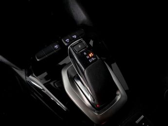 VAUXHALL Corsa Electric 50kWh Elite Premium Hatchback 5dr Electric Auto (136 ps)