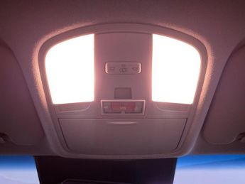 HYUNDAI KONA 39kWh Premium SUV 5dr Electric Auto (10.5kW Charger) (136 ps)