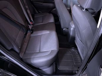 HYUNDAI KONA 39kWh Premium SUV 5dr Electric Auto (10.5kW Charger) (136 ps)