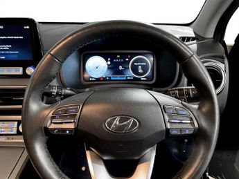 HYUNDAI KONA 64kWh Premium SUV 5dr Electric Auto (10.5kW Charger) (204 ps)