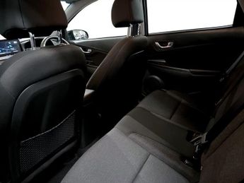 HYUNDAI KONA 64kWh Premium SUV 5dr Electric Auto (10.5kW Charger) (204 ps)