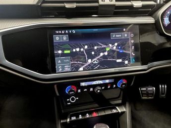 AUDI Q3 1.5 TFSI CoD 35 Black Edition SUV 5dr Petrol S Tronic Euro 6 (s/