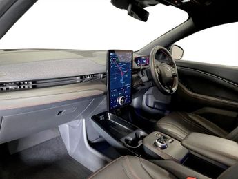 FORD MUSTANG MACH-E Standard Range 70kWh SUV 5dr Electric Automatic AWD (269 ps)