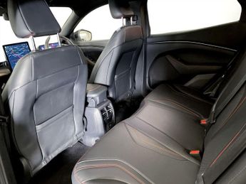 FORD MUSTANG MACH-E Standard Range 70kWh SUV 5dr Electric Automatic AWD (269 ps)