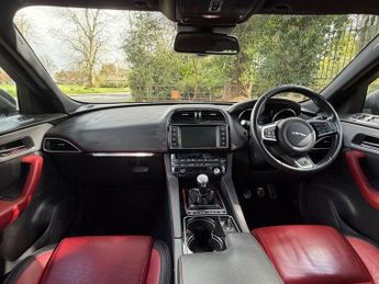 JAGUAR F-PACE 2.0 D180 R-Sport SUV 5dr Diesel Manual AWD Euro 6 (s/s) (180 ps)