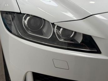 JAGUAR F-PACE 2.0 D180 R-Sport SUV 5dr Diesel Manual AWD Euro 6 (s/s) (180 ps)