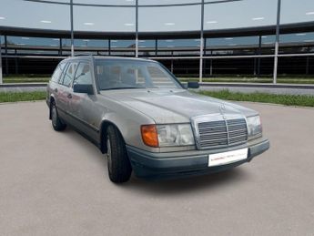 MERCEDES-BENZ 300 3.0L 5d  AUTO  188 BHP