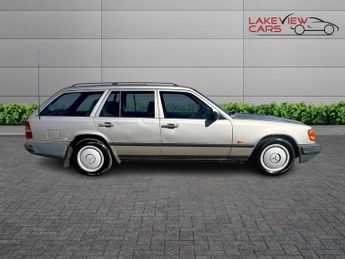 MERCEDES-BENZ 300 3.0L 5d  AUTO  188 BHP