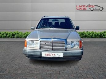 MERCEDES-BENZ 300 3.0L 5d  AUTO  188 BHP
