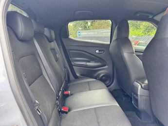 NISSAN JUKE 1.6 N-Connecta SUV 5dr Petrol Hybrid Auto Euro 6 (143 ps)