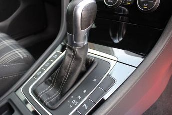 VOLKSWAGEN GOLF 2.0 TDI GTD Hatchback 5dr Diesel DSG Euro 6 (s/s) (184 ps)