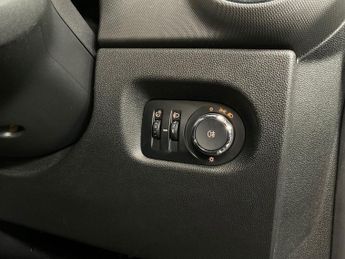 VAUXHALL CORSA 1.2 16V Exclusiv Hatchback 5dr Petrol Easytronic Euro 5 (A/C) (8