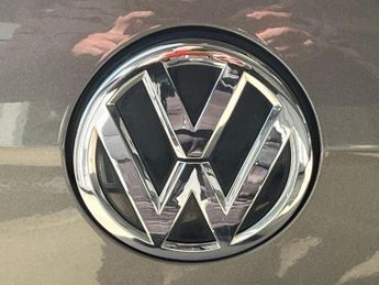 VOLKSWAGEN GOLF 1.6 TDI BlueMotion Tech Match Hatchback 5dr Diesel DSG Euro 5 (s
