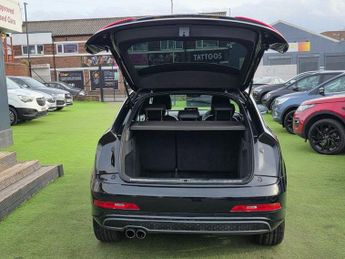 AUDI Q3 2.0 TDI S line SUV 5dr Diesel S Tronic quattro Euro 5 (s/s) (177