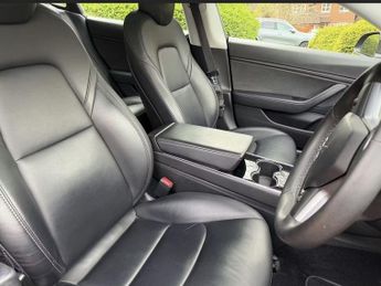 TESLA Model 3 (Dual Motor) Performance Saloon 4dr Electric Auto 4WDE (Performa