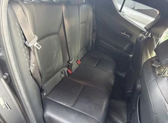 TOYOTA C-HR 1.8 VVT-h Dynamic SUV 5dr Petrol Hybrid CVT Euro 6 (s/s) (122 ps