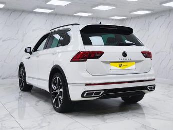 VOLKSWAGEN TIGUAN 1.5 TSI R-Line SUV 5dr Petrol DSG Euro 6 (s/s) (150 ps)