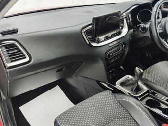 KIA XCEED 1.5 T-GDi 3 SUV 5dr Petrol Manual Euro 6 (s/s) (158 bhp)