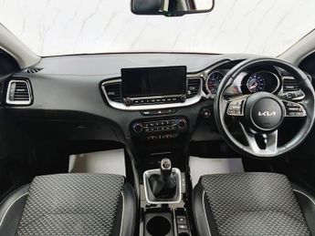 KIA XCEED 1.5 T-GDi 3 SUV 5dr Petrol Manual Euro 6 (s/s) (158 bhp)