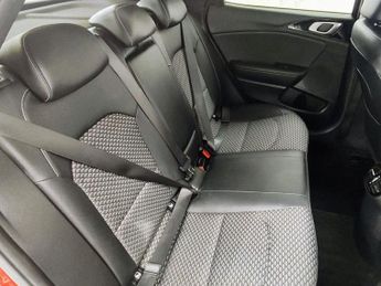 KIA XCEED 1.5 T-GDi 3 SUV 5dr Petrol Manual Euro 6 (s/s) (158 bhp)