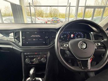 VOLKSWAGEN T-ROC 1.5 TSI GPF EVO SEL SUV 5dr Petrol DSG Euro 6 (s/s) (150 ps) 1 F