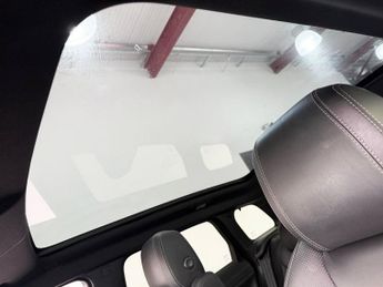 LAND ROVER RANGE ROVER EVOQUE 2.0 TD4 HSE Dynamic SUV 5dr Diesel Auto 4WD Euro 6 (s/s) (180 ps