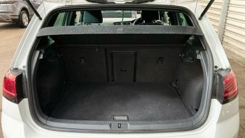VOLKSWAGEN GOLF 2.0 TSI R Hatchback 5dr Petrol DSG 4Motion Euro 6 (s/s) (300 ps)
