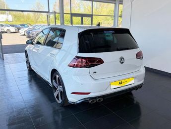 VOLKSWAGEN GOLF 2.0 TSI R Hatchback 5dr Petrol DSG 4Motion Euro 6 (s/s) (300 ps)