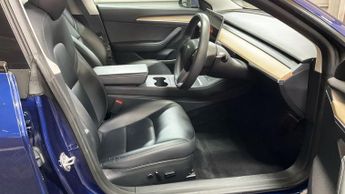 TESLA Model 3 (Dual Motor) Long Range Saloon 4dr Electric Auto 4WDE (346 ps)