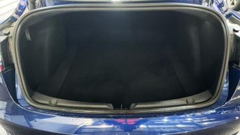 TESLA Model 3 (Dual Motor) Long Range Saloon 4dr Electric Auto 4WDE (346 ps)