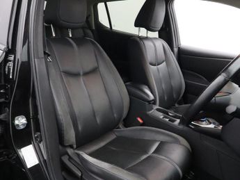 NISSAN LEAF 39kWh Tekna Hatchback 5dr Electric Auto (150 ps)