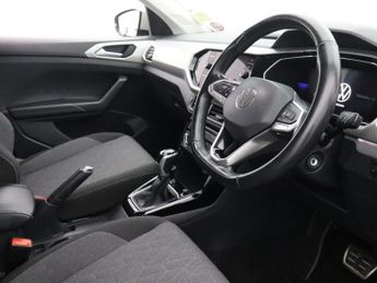 VOLKSWAGEN T-CROSS 1.0 TSI MOVE SUV 5dr Petrol DSG Euro 6 (s/s) (110 ps)