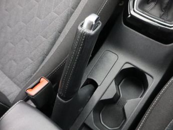 VOLKSWAGEN T-CROSS 1.0 TSI MOVE SUV 5dr Petrol DSG Euro 6 (s/s) (110 ps)