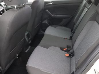 VOLKSWAGEN T-CROSS 1.0 TSI MOVE SUV 5dr Petrol DSG Euro 6 (s/s) (110 ps)