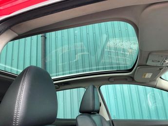 NISSAN QASHQAI 1.6 dCi Tekna SUV 5dr Diesel XTRON 2WD Euro 6 (s/s) (130 ps)