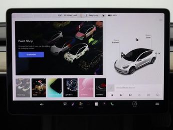 TESLA Model 3 (Dual Motor) Long Range Saloon 4dr Electric Auto 4WDE (346 ps)