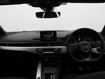 AUDI A4 AVANT 2.0 TDI 35 S line Estate 5dr Diesel S Tronic Euro 6 (s/s) (150 p