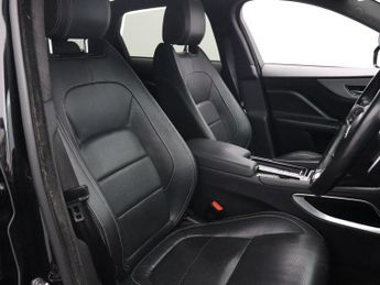 JAGUAR F-PACE 2.0 D180 Chequered Flag SUV 5dr Diesel Auto AWD Euro 6 (s/s) (18
