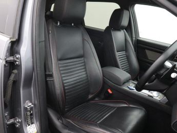 LAND ROVER DISCOVERY SPORT 2.0 D180 MHEV R-Dynamic SE SUV 5dr Diesel Auto 4WD Euro 6 (s/s) 