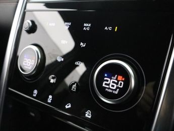 LAND ROVER DISCOVERY SPORT 2.0 D180 MHEV R-Dynamic SE SUV 5dr Diesel Auto 4WD Euro 6 (s/s) 
