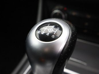 MERCEDES-BENZ GLA CLASS 1.6 GLA180 Urban Edition SUV 5dr Petrol Manual Euro 6 (s/s) (122