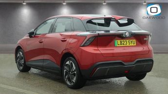 MG MG 4 64kWh Trophy Long Range Hatchback 5dr Electric Auto (203 ps)