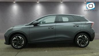 MG MG 4 64kWh Trophy Long Range Hatchback 5dr Electric Auto (203 ps)