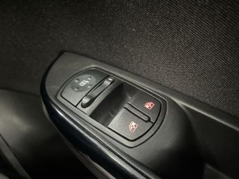 VAUXHALL CORSA 1.4i ecoTEC Energy Hatchback 5dr Petrol Manual Euro 6 (a/c) (75 