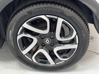 RENAULT CAPTUR 0.9 TCe ENERGY Iconic SUV 5dr Petrol Manual Euro 6 (s/s) (90 ps)