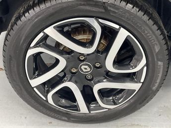 RENAULT CAPTUR 0.9 TCe ENERGY Iconic SUV 5dr Petrol Manual Euro 6 (s/s) (90 ps)